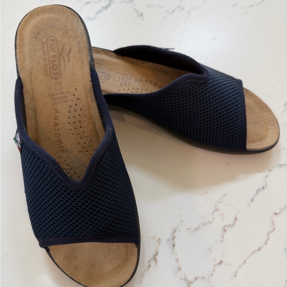 Fly Flot Italian Made Navy Blue Mesh Women's Mules Size 7.5